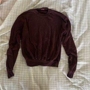 Brandy Melville Orlena burgundy crewneck